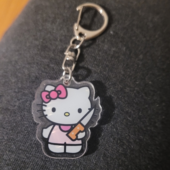 2 Hello Kitty Keychains - Picture 6 of 10